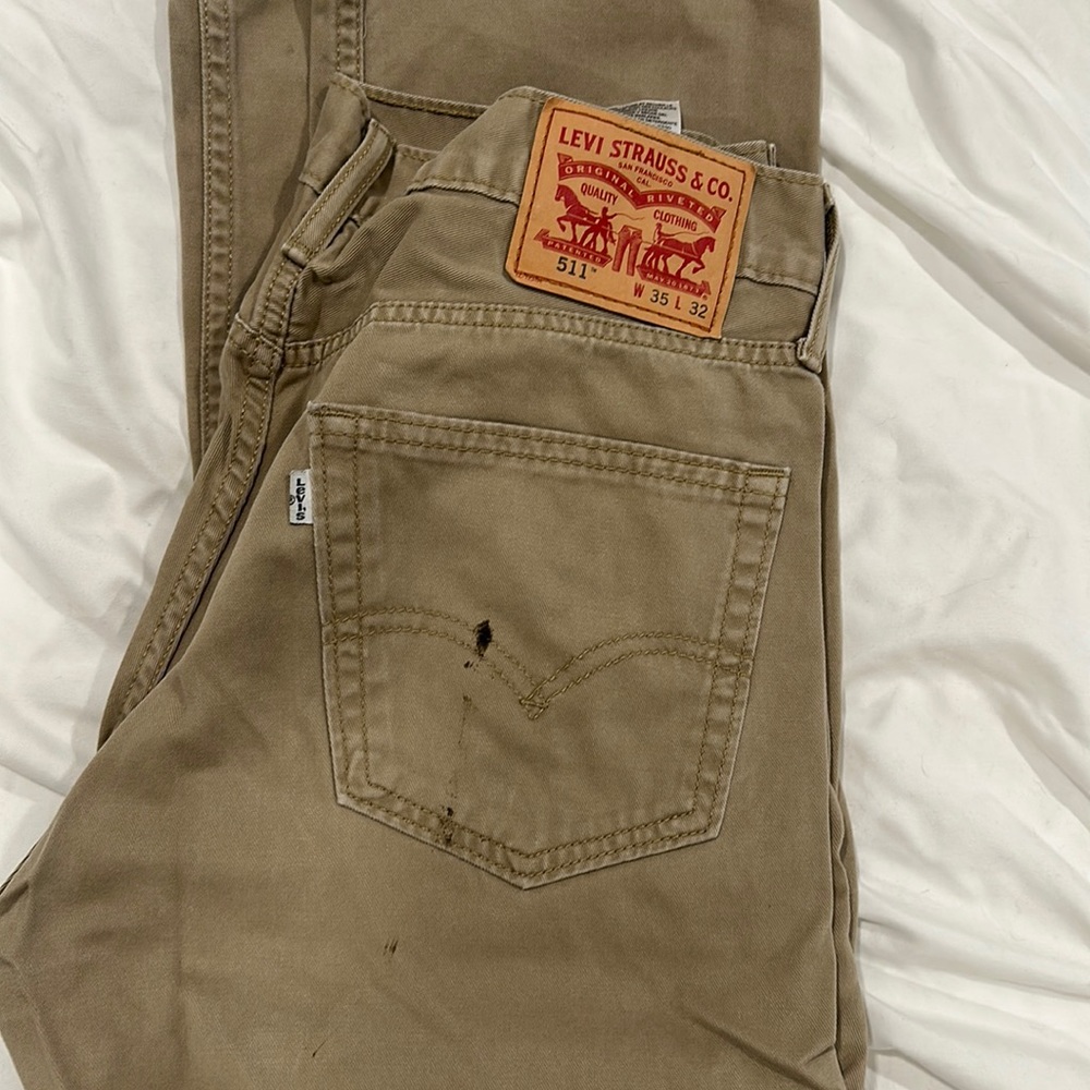 Levi’s 511 khaki jeans (35x32)